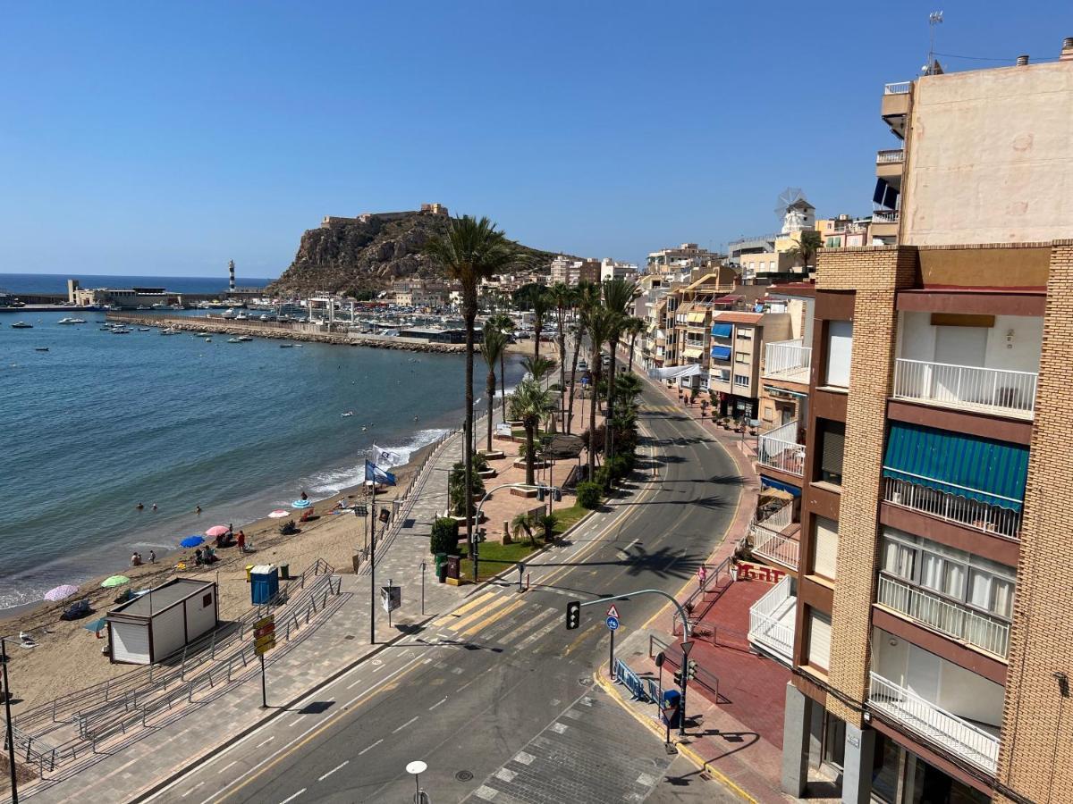 Primera linea de playa en Bahía de Levante,Águilas Esterno foto